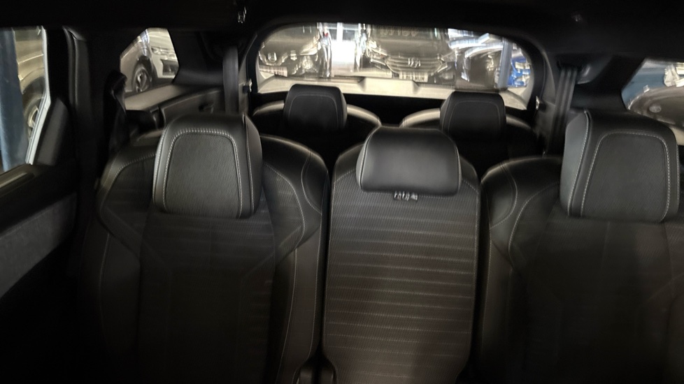 Peugeot 5008 1.2 Hybrid 136 Allure 5dr e-DSC6 Petrol Estate - Image 15