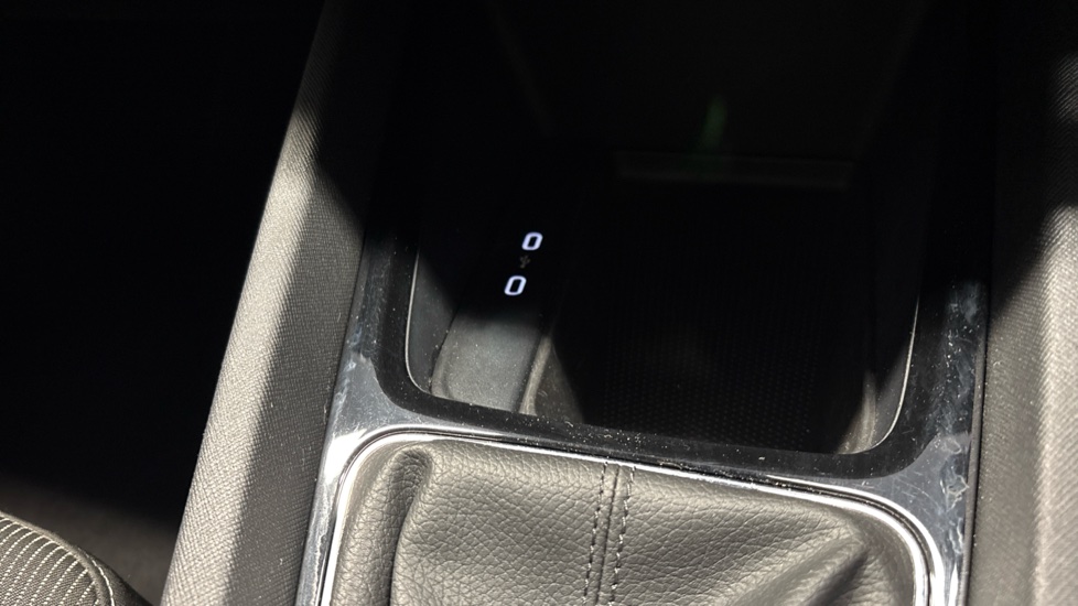 Skoda Octavia 1.5 TSI SE Technology 5dr Petrol Estate - Image 38