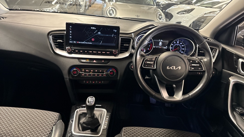 Kia Xceed 1.5T GDi ISG 3 5dr Petrol Hatchback - Image 10