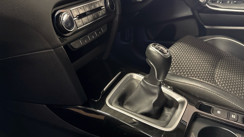 Kia Xceed 1.5T GDi ISG 3 5dr Petrol Hatchback - Image 13