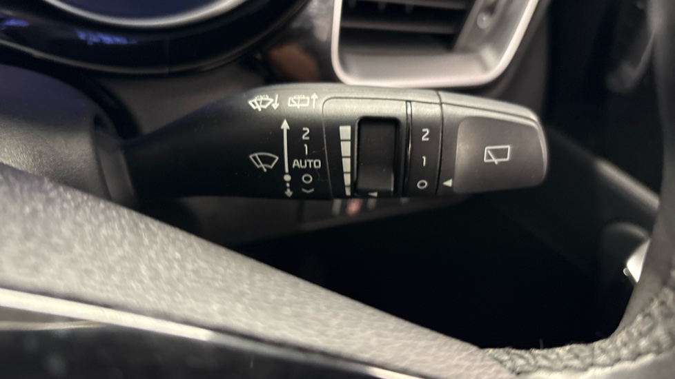 Kia Xceed 1.5T GDi ISG 3 5dr Petrol Hatchback - Image 29