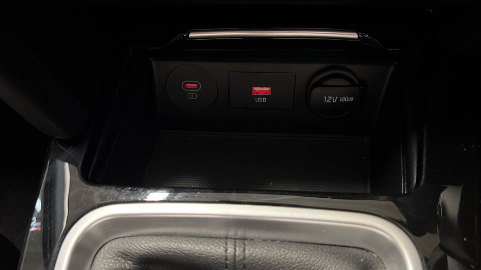 Kia Xceed 1.5T GDi ISG 3 5dr Petrol Hatchback - Image 38