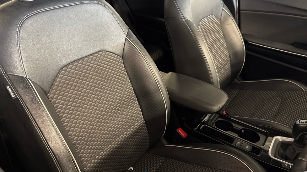 Kia Xceed 1.5T GDi ISG 3 5dr Petrol Hatchback - Image 69