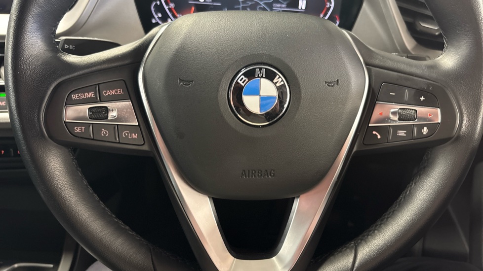 BMW 1 Series 118i [136] SE 5dr [Live Cockpit Professional] Petrol Hatchback - Image 31