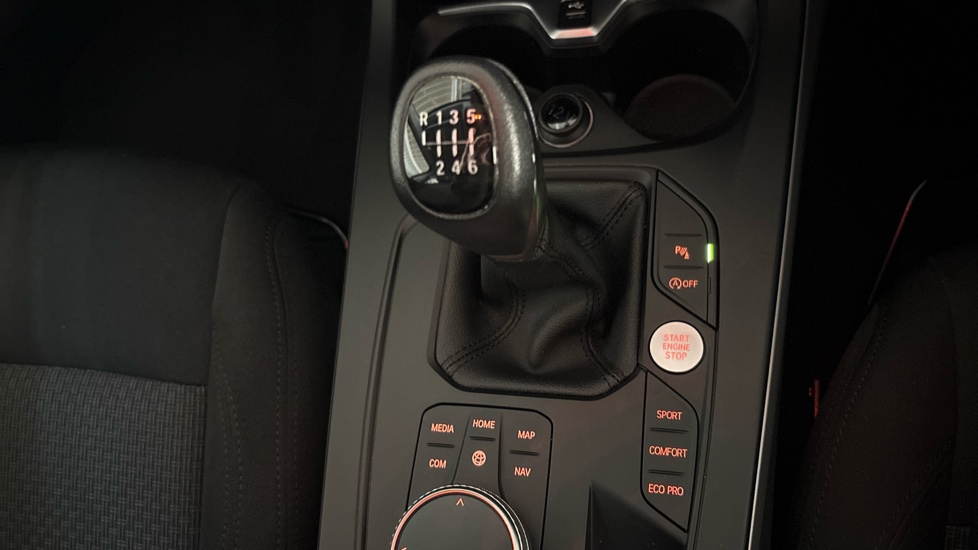 BMW 1 Series 118i [136] SE 5dr [Live Cockpit Professional] Petrol Hatchback - Image 40