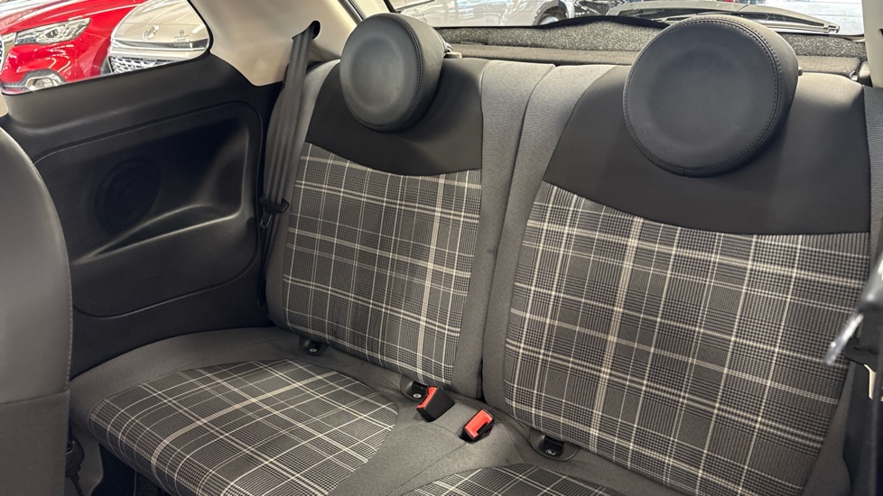 Fiat 500 1.2 Lounge 3dr Dualogic Petrol Hatchback - Image 16