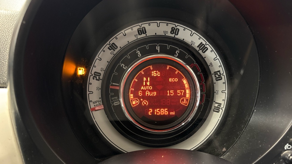 Fiat 500 1.2 Lounge 3dr Dualogic Petrol Hatchback - Image 18