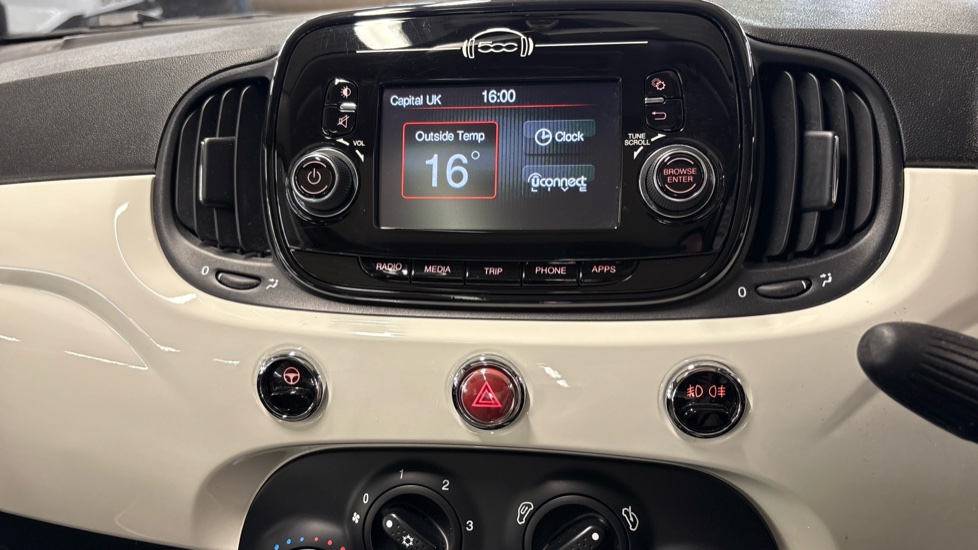 Fiat 500 1.2 Lounge 3dr Dualogic Petrol Hatchback - Image 32