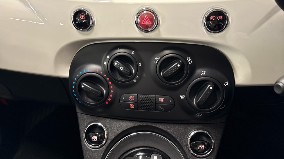 Fiat 500 1.2 Lounge 3dr Dualogic Petrol Hatchback - Image 33