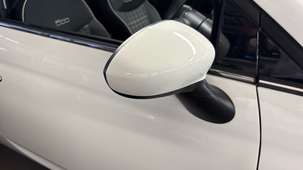 Fiat 500 1.2 Lounge 3dr Dualogic Petrol Hatchback - Image 43