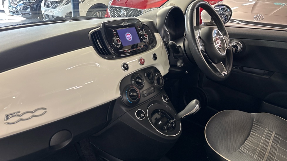Fiat 500 1.2 Lounge 3dr Dualogic Petrol Hatchback - Image 58