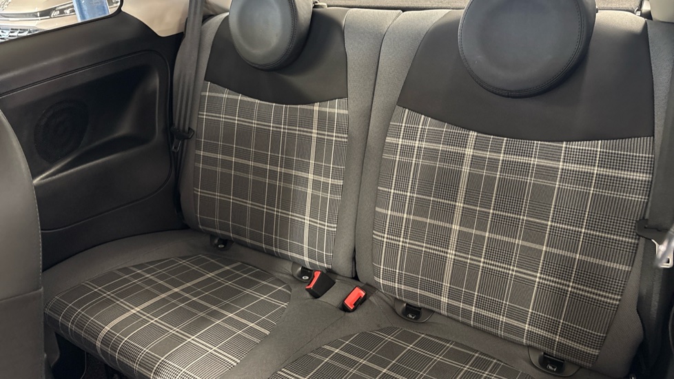 Fiat 500 1.2 Lounge 3dr Dualogic Petrol Hatchback - Image 62