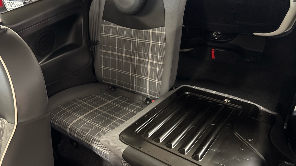 Fiat 500 1.2 Lounge 3dr Dualogic Petrol Hatchback - Image 64