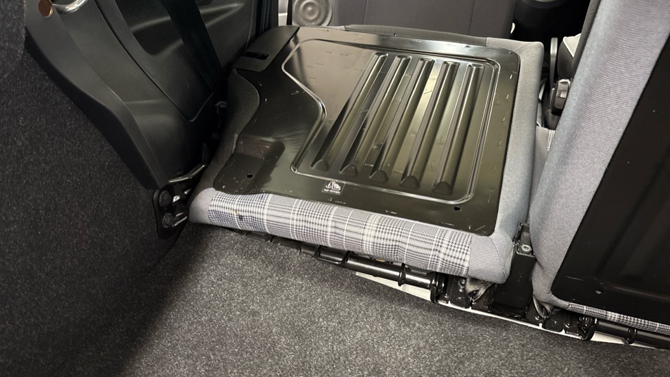 Fiat 500 1.2 Lounge 3dr Dualogic Petrol Hatchback - Image 65