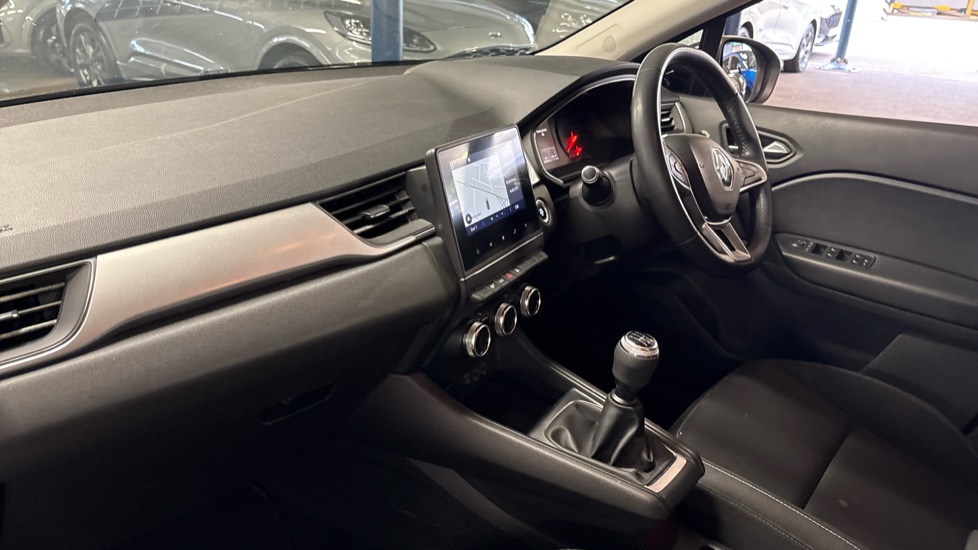 Renault Captur 1.0 TCE 100 Iconic 5dr Petrol Hatchback - Image 9