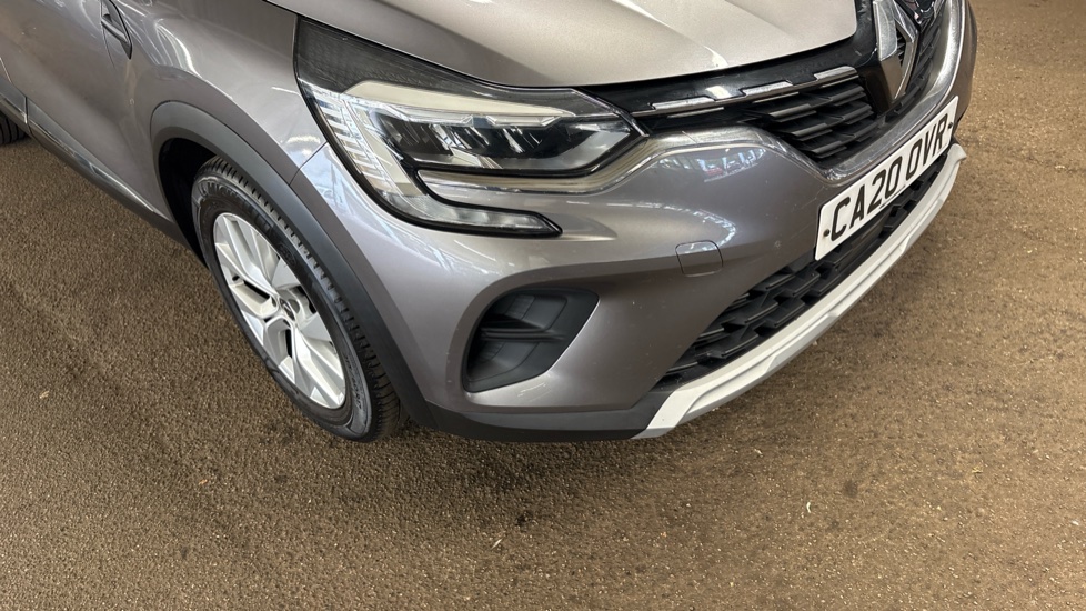 Renault Captur 1.0 TCE 100 Iconic 5dr Petrol Hatchback - Image 68