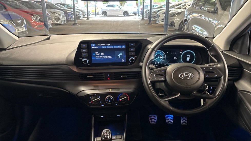Hyundai BAYON 1.0 TGDi 48V MHEV SE Connect 5dr Petrol Hatchback - Image 10