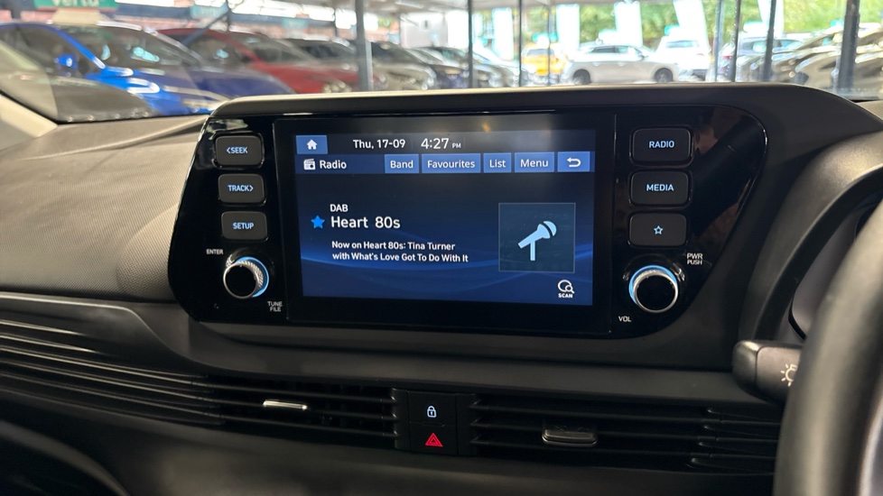 Hyundai BAYON 1.0 TGDi 48V MHEV SE Connect 5dr Petrol Hatchback - Image 12