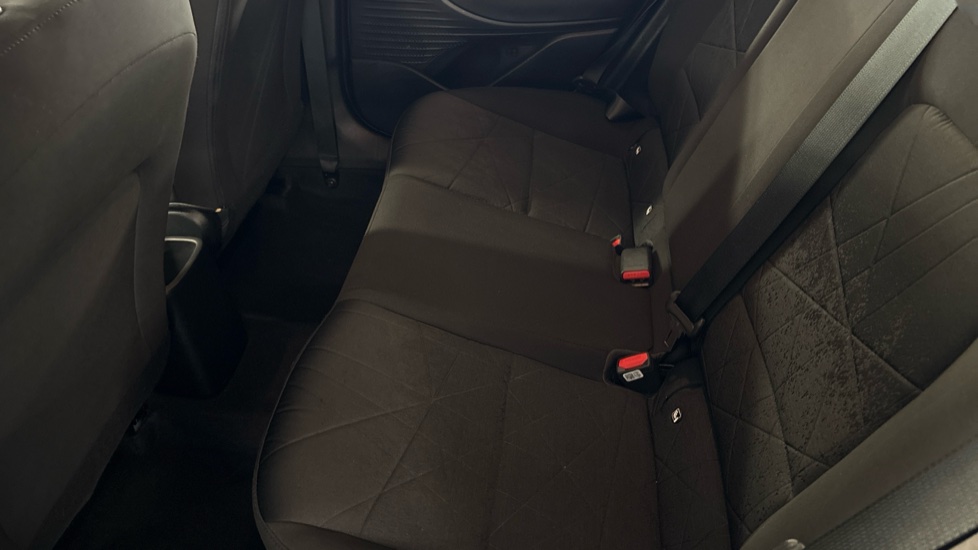 Hyundai BAYON 1.0 TGDi 48V MHEV SE Connect 5dr Petrol Hatchback - Image 16