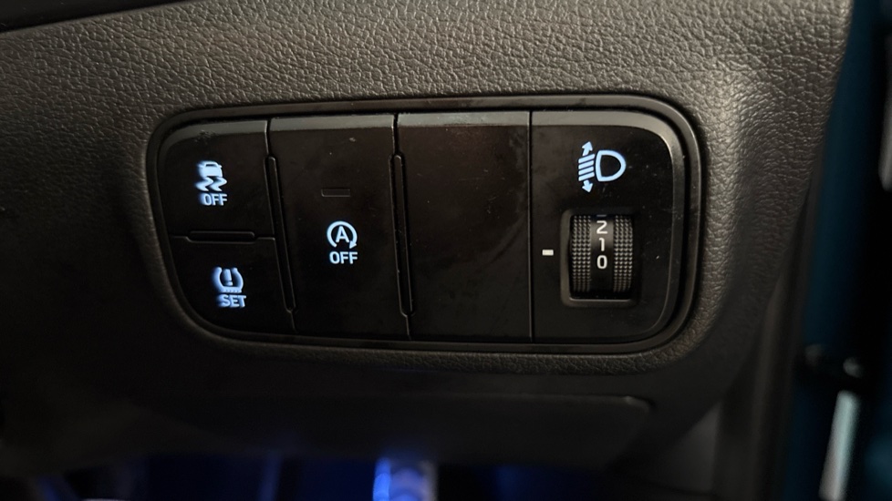 Hyundai BAYON 1.0 TGDi 48V MHEV SE Connect 5dr Petrol Hatchback - Image 25
