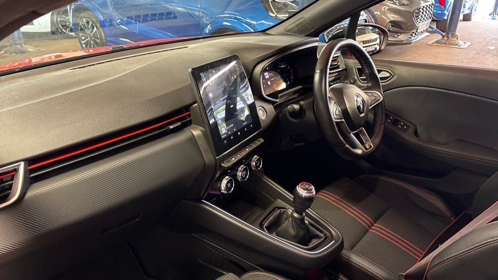 Renault Clio 1.0 TCe 90 RS Line 5dr Petrol Hatchback - Image 9