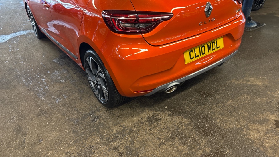 Renault Clio 1.0 TCe 90 RS Line 5dr Petrol Hatchback - Image 53
