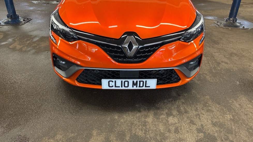 Renault Clio 1.0 TCe 90 RS Line 5dr Petrol Hatchback - Image 72