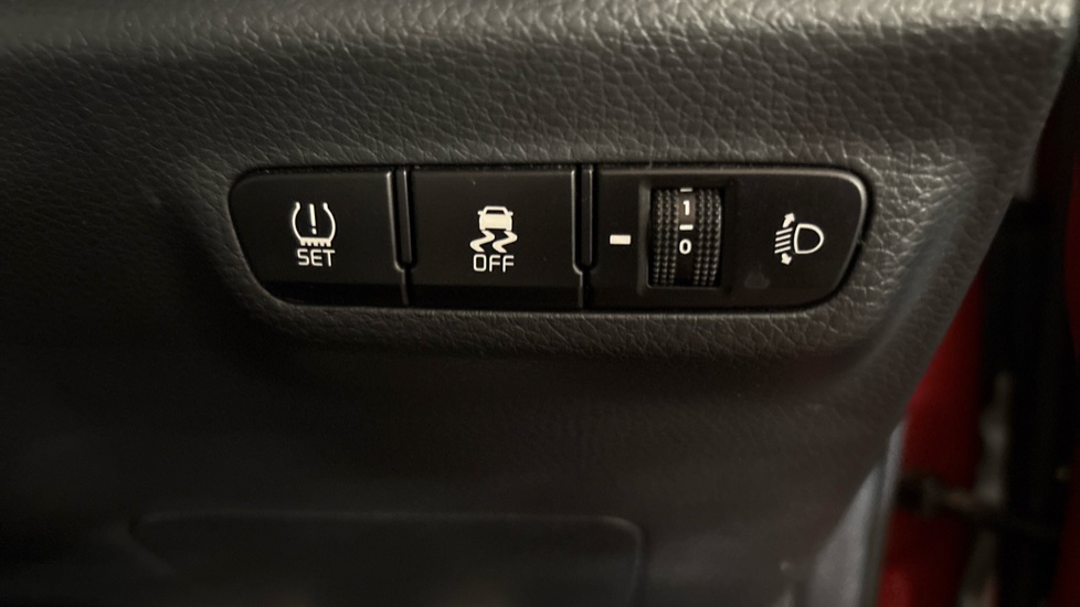 Kia Picanto 1.0 X-Line S 5dr Auto Petrol Hatchback - Image 25