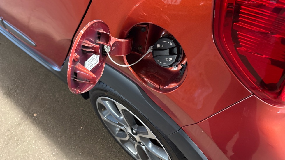 Kia Picanto 1.0 X-Line S 5dr Auto Petrol Hatchback - Image 49