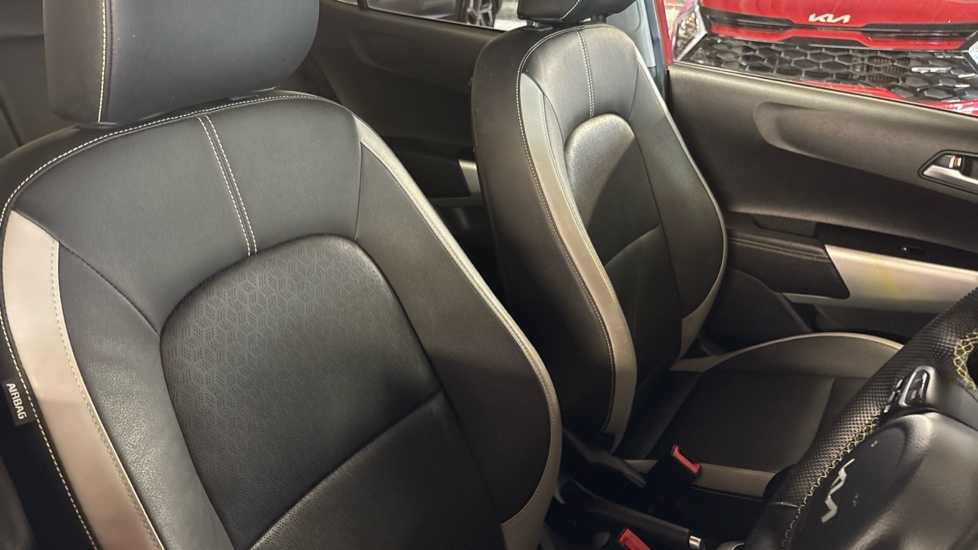 Kia Picanto 1.0 X-Line S 5dr Auto Petrol Hatchback - Image 68
