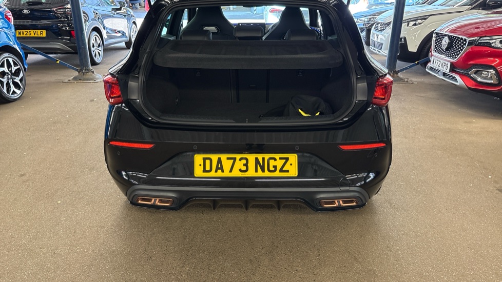 CUPRA Leon 1.4 eHybrid VZ3 5dr DSG Hatchback - Image 4