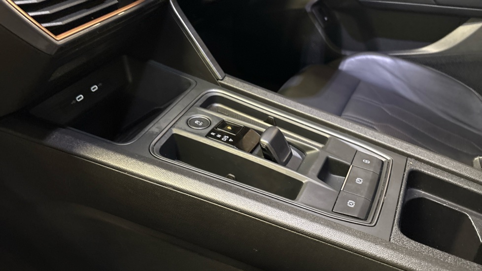 CUPRA Leon 1.4 eHybrid VZ3 5dr DSG Hatchback - Image 13