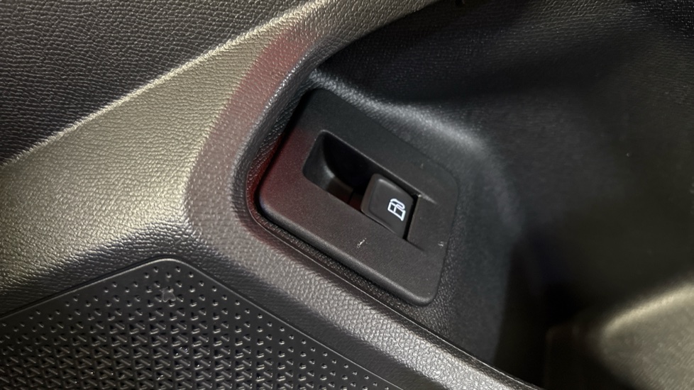 CUPRA Leon 1.4 eHybrid VZ3 5dr DSG Hatchback - Image 25