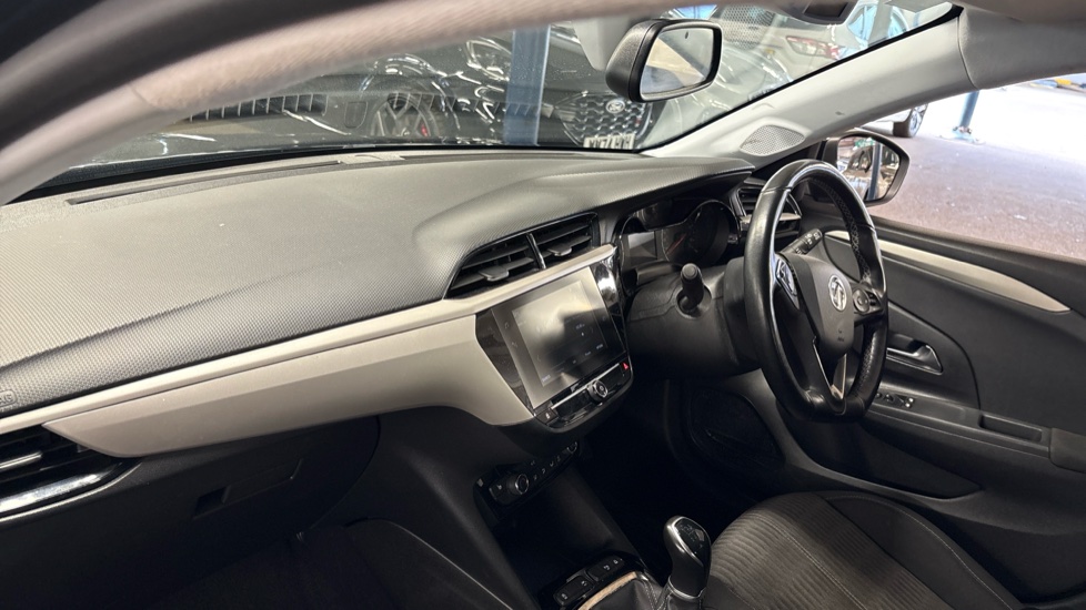 Vauxhall Corsa 1.2 SE Premium 5dr Petrol Hatchback - Image 9