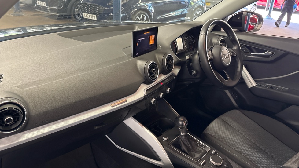 Audi Q2 35 TFSI Technik 5dr S Tronic Petrol Estate - Image 9