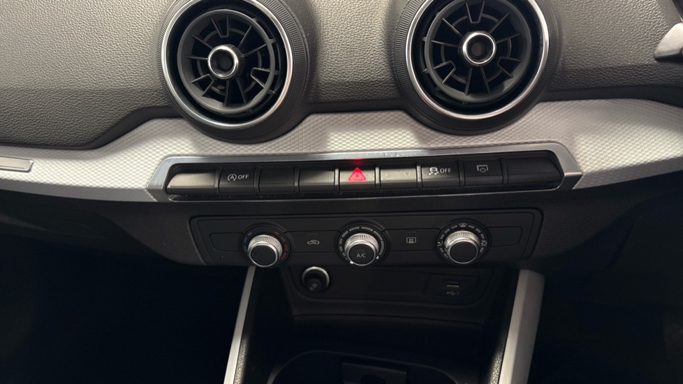 Audi Q2 35 TFSI Technik 5dr S Tronic Petrol Estate - Image 36