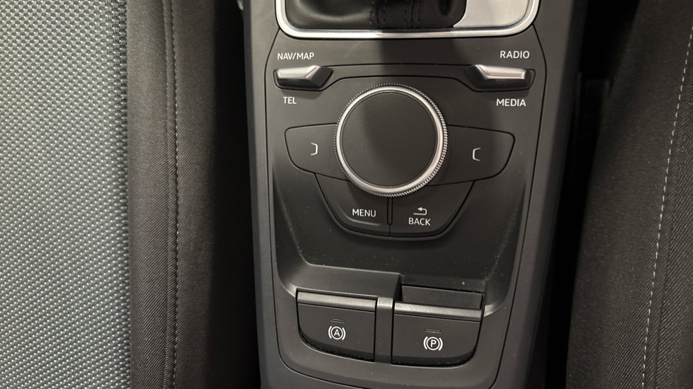 Audi Q2 35 TFSI Technik 5dr S Tronic Petrol Estate - Image 38
