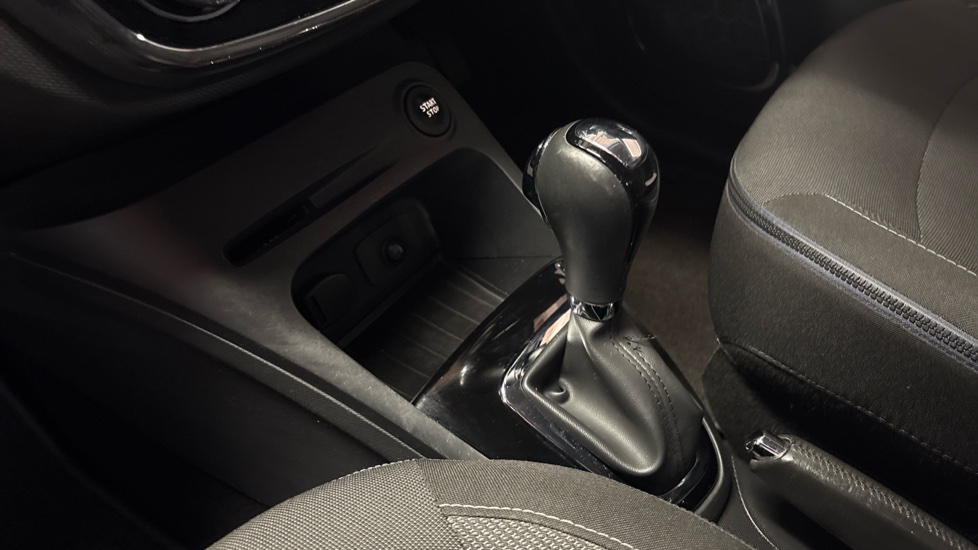 Renault Captur 1.5 dCi 90 Dynamique S Nav 5dr Auto Diesel Hatchback - Image 13
