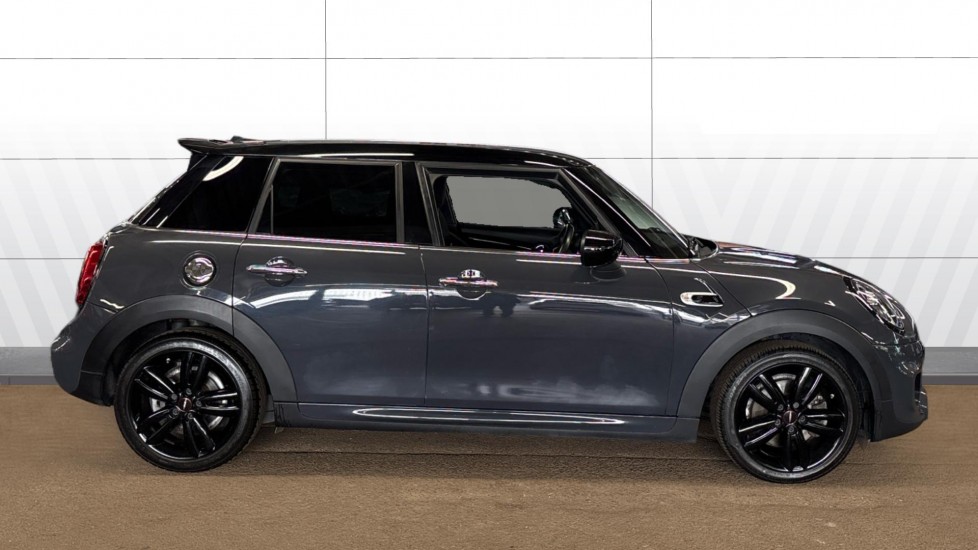 MINI Hatchback 2.0 Cooper S Sport II 5dr Petrol Hatchback - Image 5
