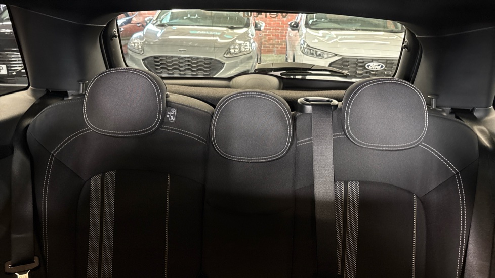 MINI Hatchback 2.0 Cooper S Sport II 5dr Petrol Hatchback - Image 15