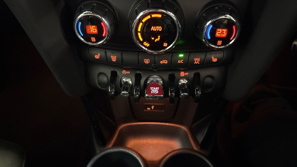 MINI Hatchback 2.0 Cooper S Sport II 5dr Petrol Hatchback - Image 38