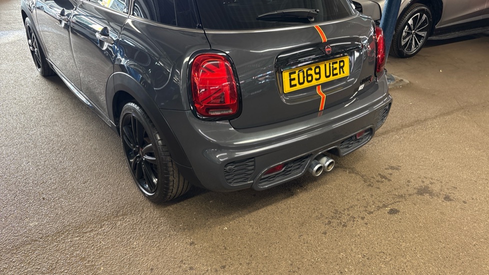 MINI Hatchback 2.0 Cooper S Sport II 5dr Petrol Hatchback - Image 53