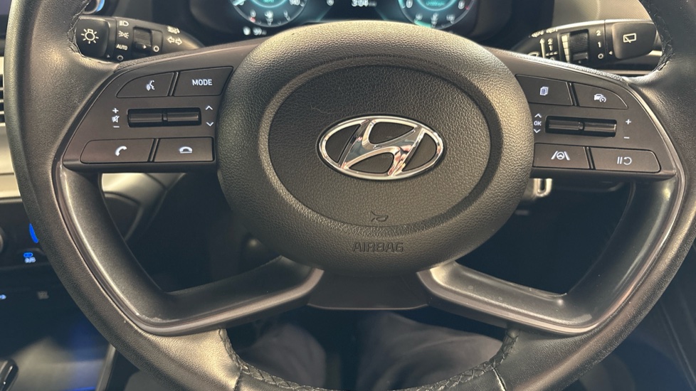 Hyundai BAYON 1.0 TGDi 48V MHEV SE Connect 5dr DCT Petrol Hatchback - Image 28