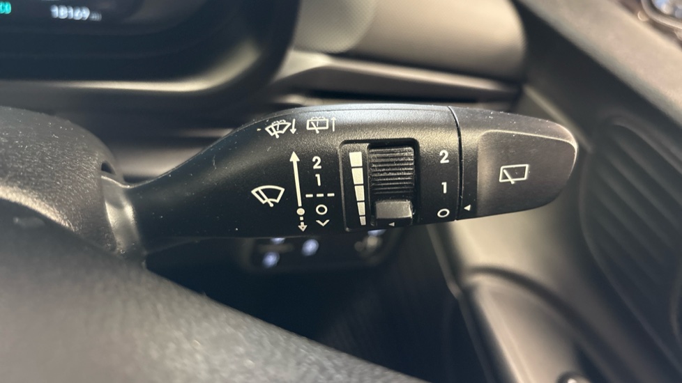 Hyundai BAYON 1.0 TGDi 48V MHEV SE Connect 5dr DCT Petrol Hatchback - Image 29