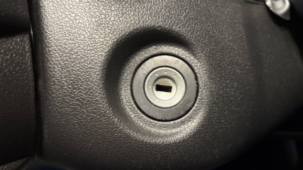 Hyundai BAYON 1.0 TGDi 48V MHEV SE Connect 5dr DCT Petrol Hatchback - Image 31