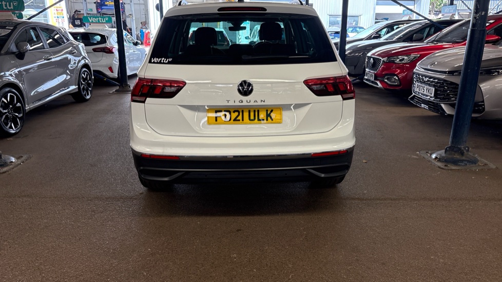 Volkswagen Tiguan 1.5 TSI 150 Life 5dr Petrol Estate - Image 52