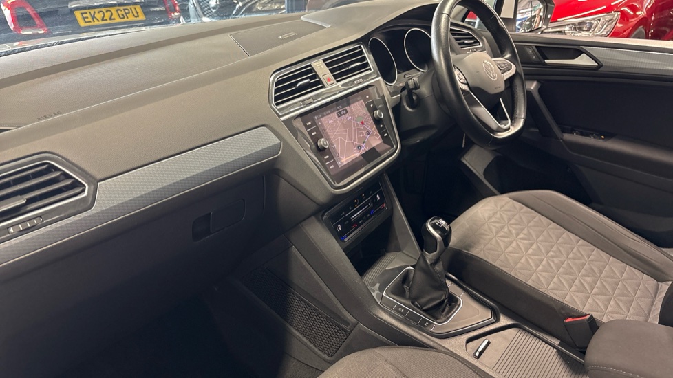 Volkswagen Tiguan 1.5 TSI 150 Life 5dr Petrol Estate - Image 68