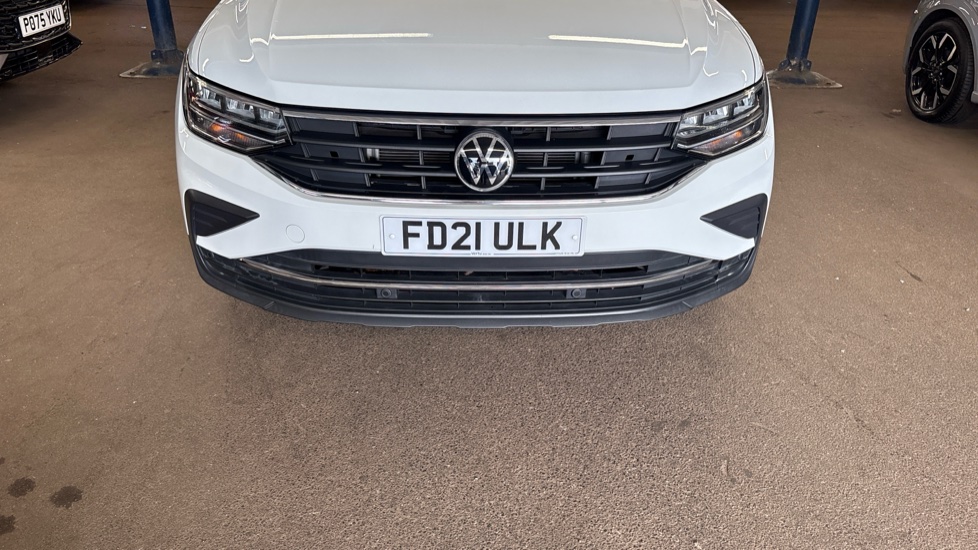 Volkswagen Tiguan 1.5 TSI 150 Life 5dr Petrol Estate - Image 71