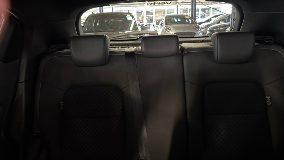 Nissan Juke 1.6 Hybrid N-Connecta 5dr Auto Hybrid Hatchback - Image 15