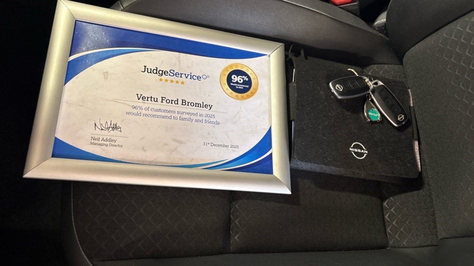 Nissan Juke 1.6 Hybrid N-Connecta 5dr Auto Hybrid Hatchback - Image 20